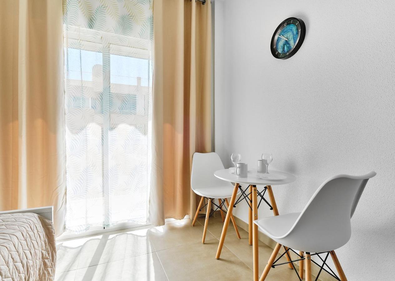 Estudio La Loma Apartment Torrevieja Bagian luar foto